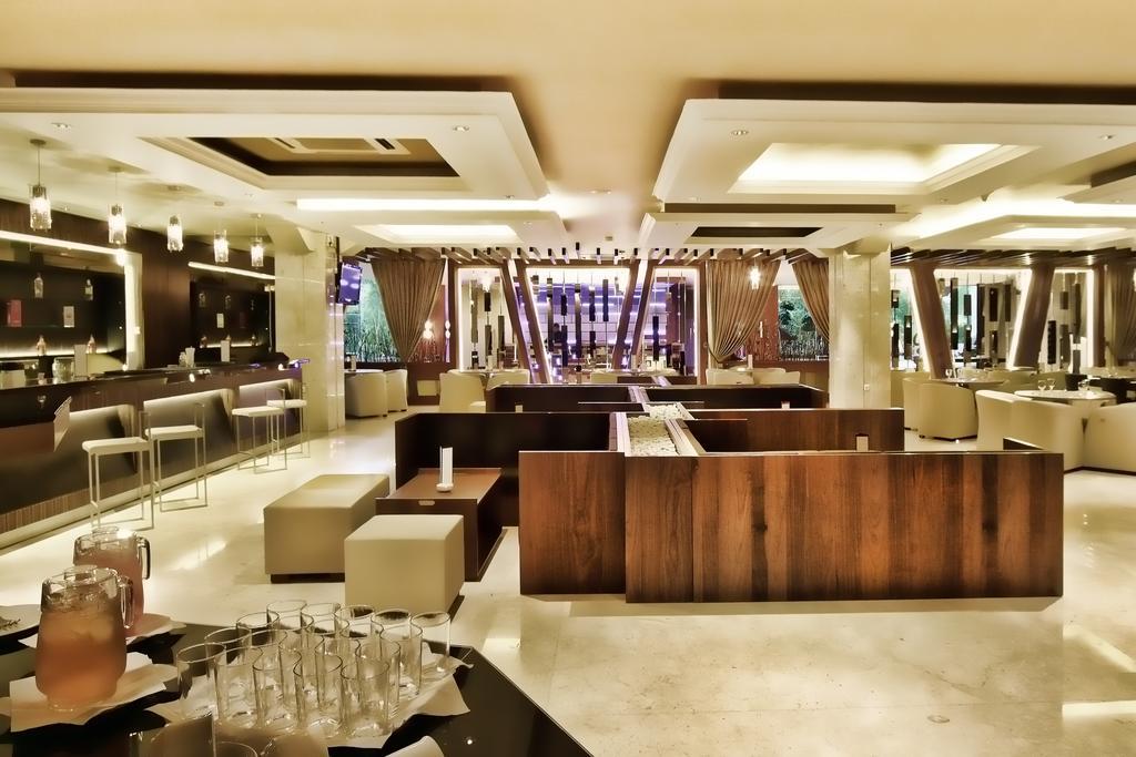 Grand Delta Hotel Medan Eksteriør billede