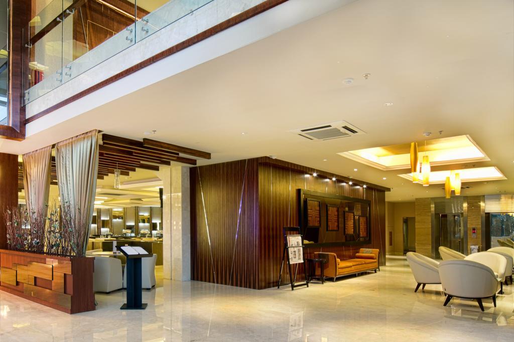 Grand Delta Hotel Medan Eksteriør billede